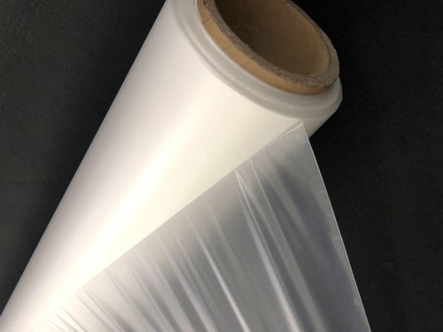 低透霧tpu防水透氣薄膜TPU卷材復(fù)合鞋材布料等型號：BM1  0.08MM